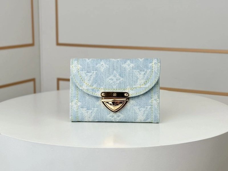 LV Wallets 4233H-0946