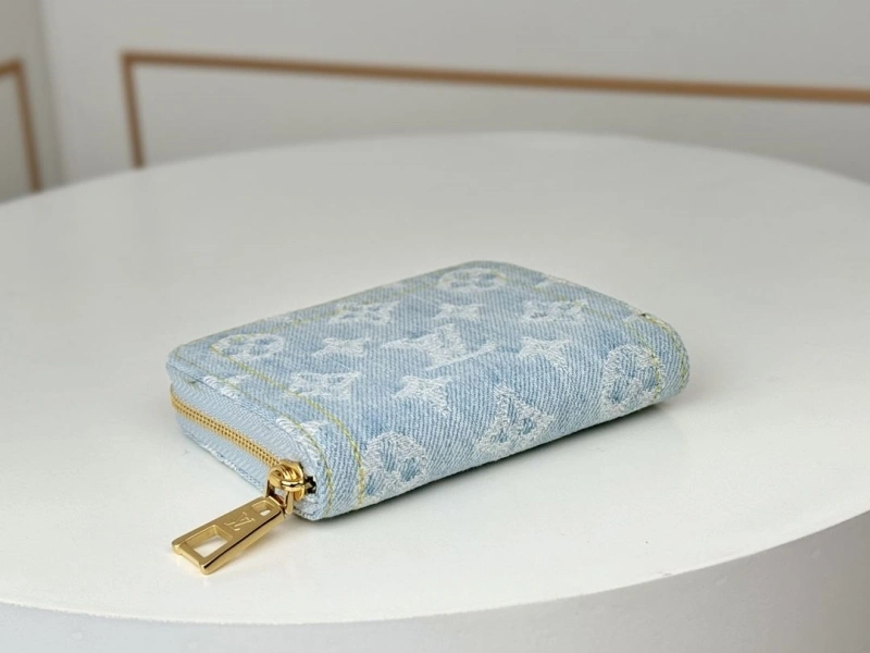 LV Wallets 4233H-0947