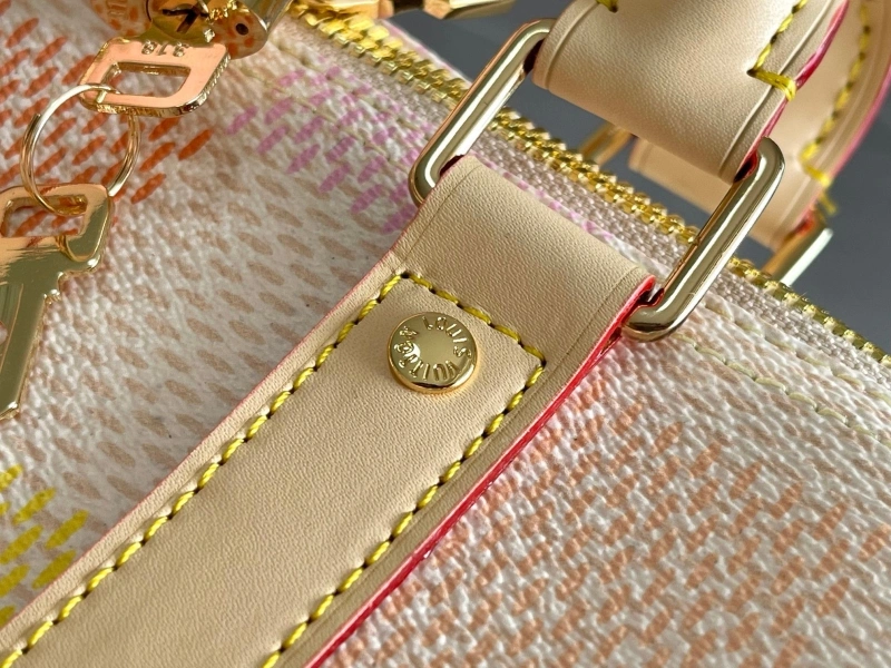 LV Travel Bags 4233H-1090