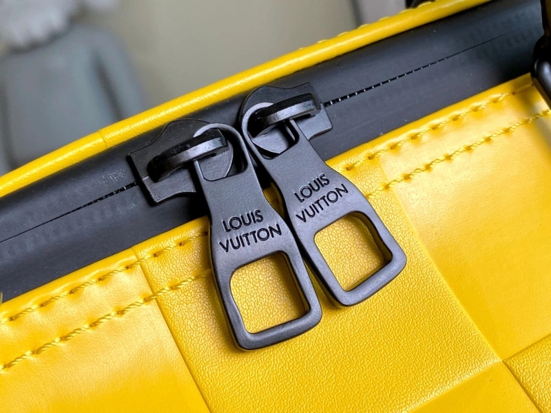 LV Travel Bags 4233H-1092