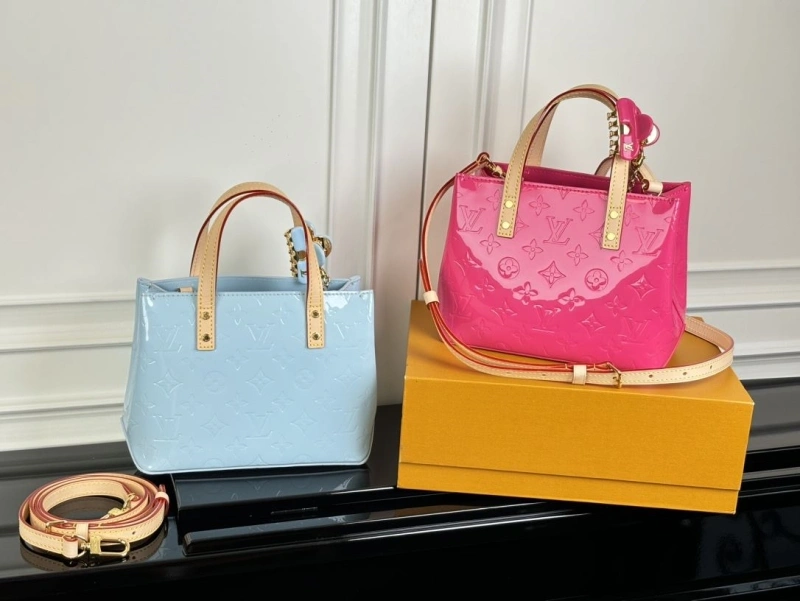 LV Shopping Bags 4233H-1132