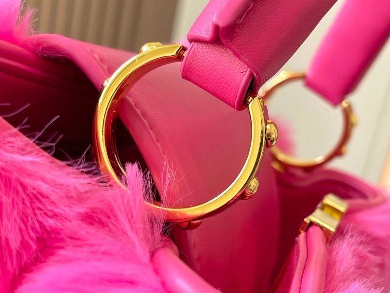 LV Capucines Bags 4233H-1202