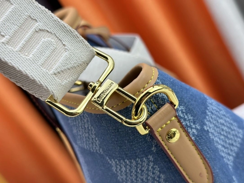 LV Mens Briefcases 4233H-1244