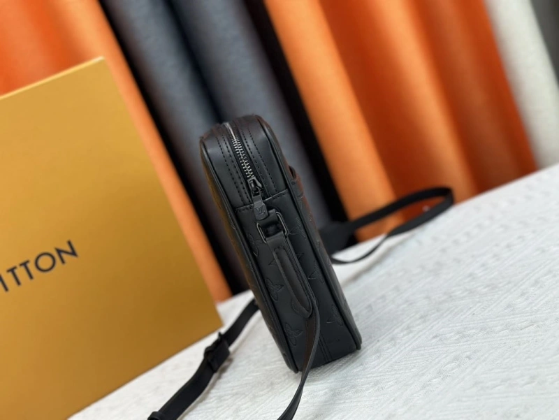 LV Satchel bags 4233H-1252