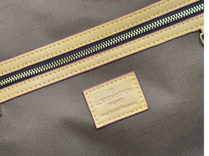 LV Travel Bags 4233H-1271