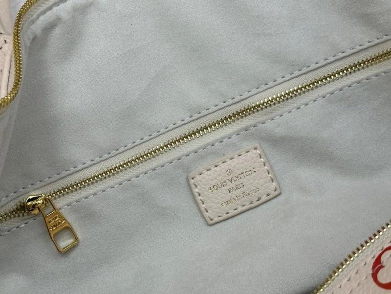 LV Travel Bags 4233H-1296