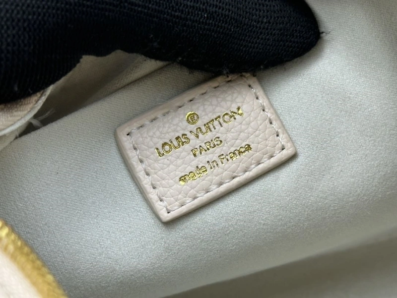 LV Top Handle Bags 4233H-1300