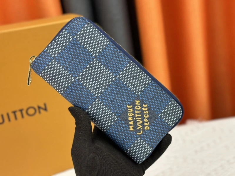 LV Wallets 4233H-1324