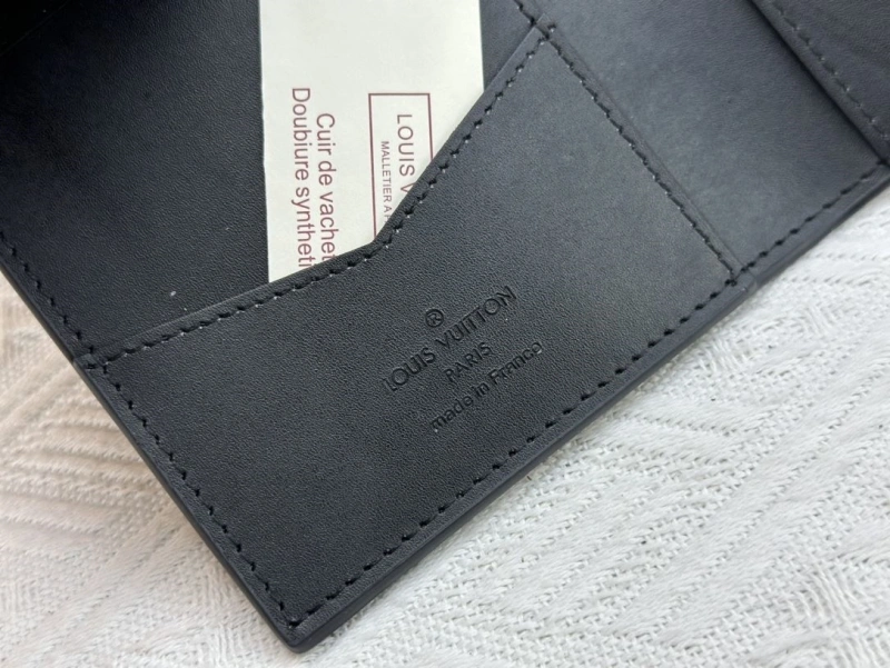 LV Wallets 4233H-1336