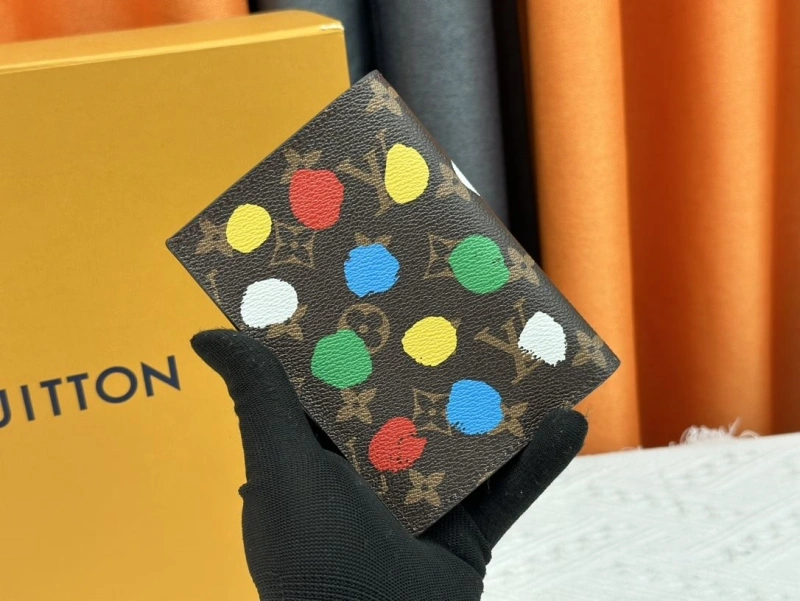 LV Wallets 4233H-1345