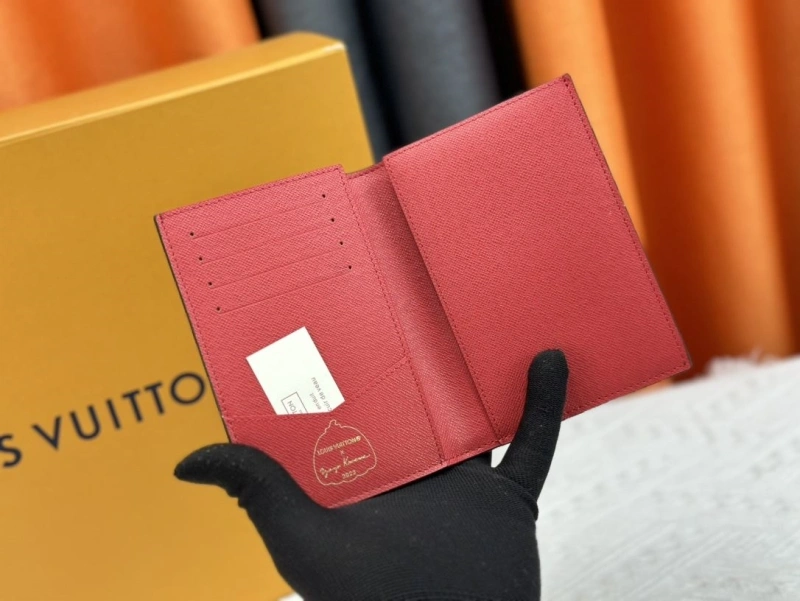 LV Wallets 4233H-1345