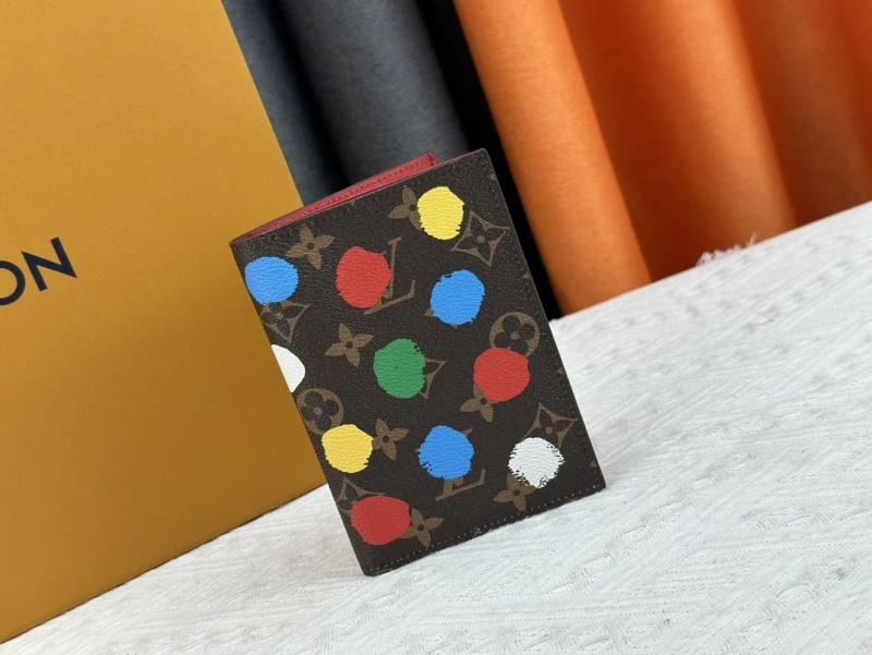 LV Wallets 4233H-1345