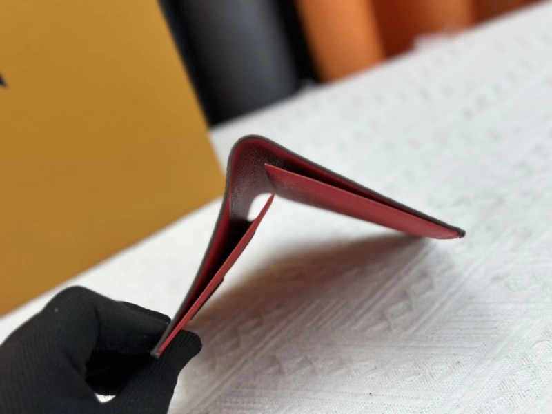 LV Wallets 4233H-1345