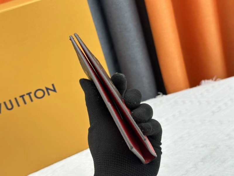 LV Wallets 4233H-1347