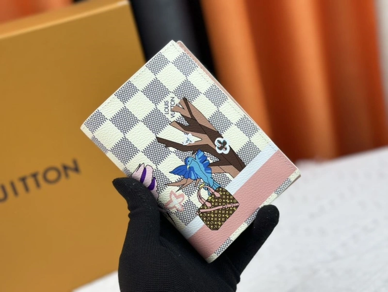 LV Wallets 4233H-1354