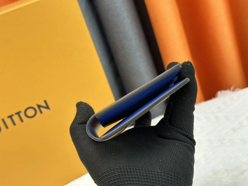 LV Wallets 4233H-1358