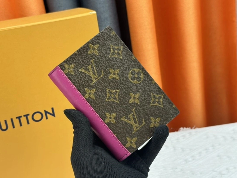 LV Wallets 4233H-1365