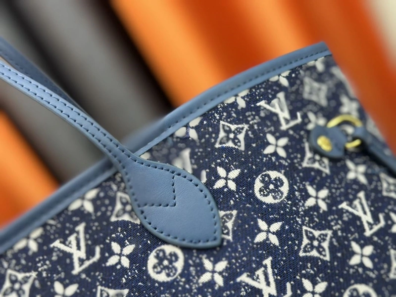 LV Shopping Bags 4233H-1380