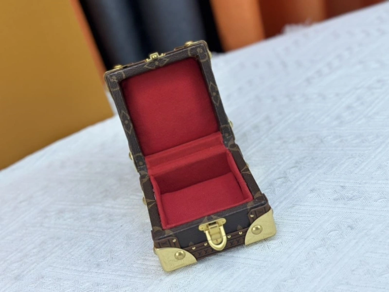 LV Box Bags 4233H-1390