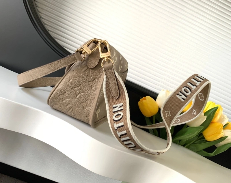 LV Satchel bags 4233H-1477