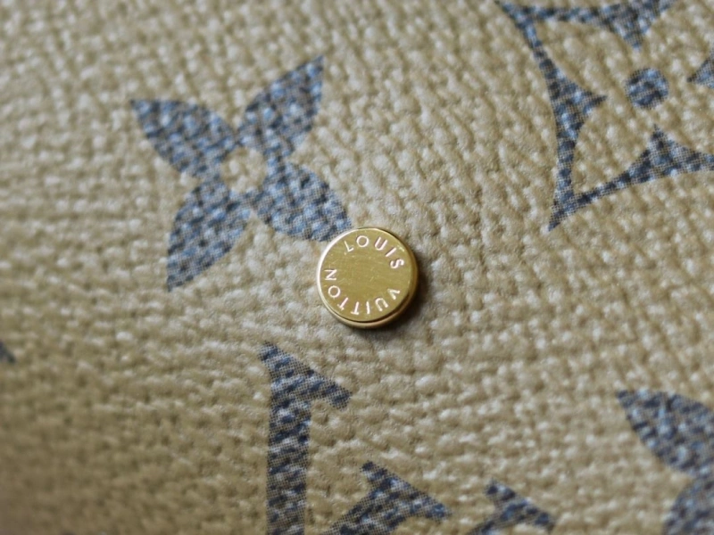 LV Shopping Bags 4233H-1554