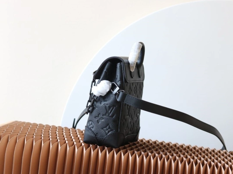 LV Satchel bags 4233H-1557