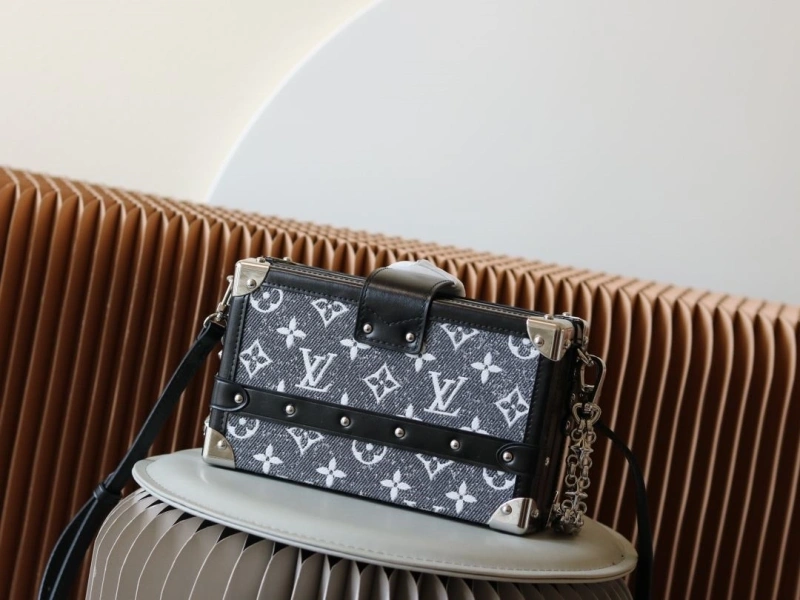 LV Box Bags 4233H-1598