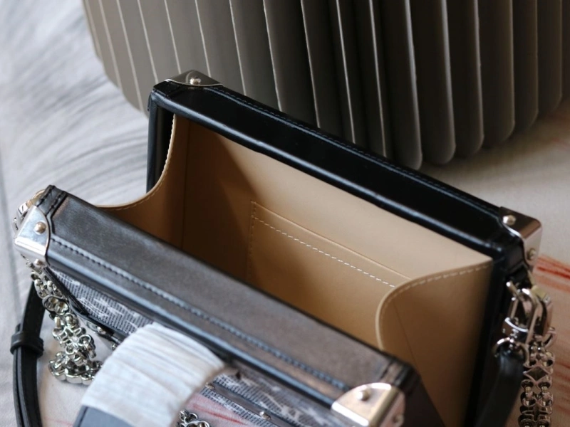 LV Box Bags 4233H-1598