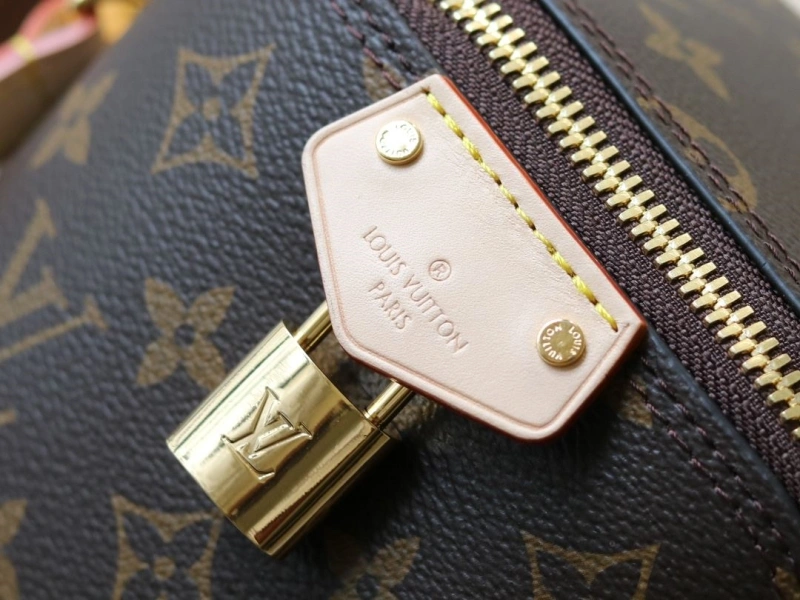 LV Cosmetic Bags 4233H-1612