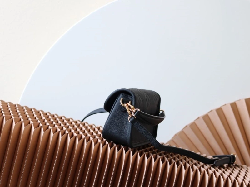 LV Satchel bags 4233H-1614