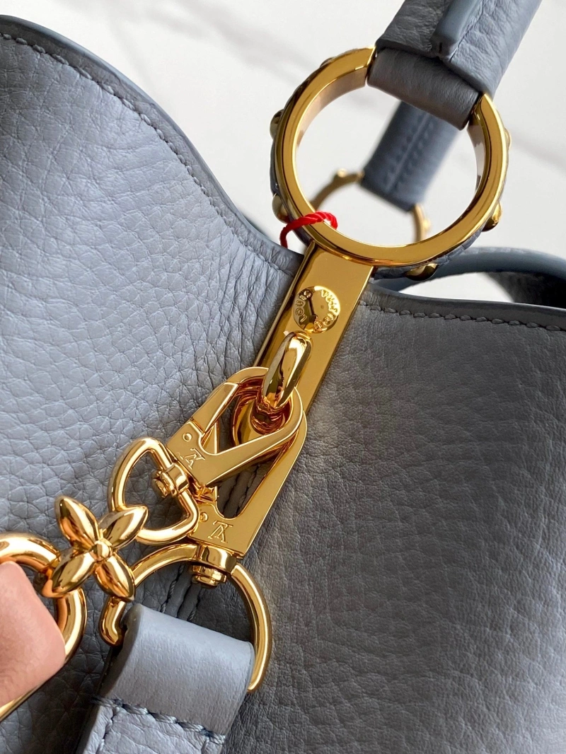 LV Capucines Bags 4233H-1688