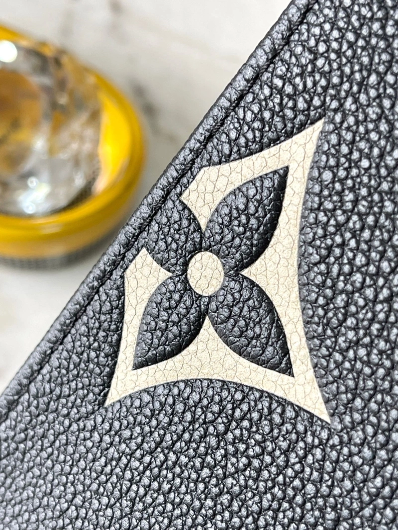 LV Shopping Bags 4233H-1737