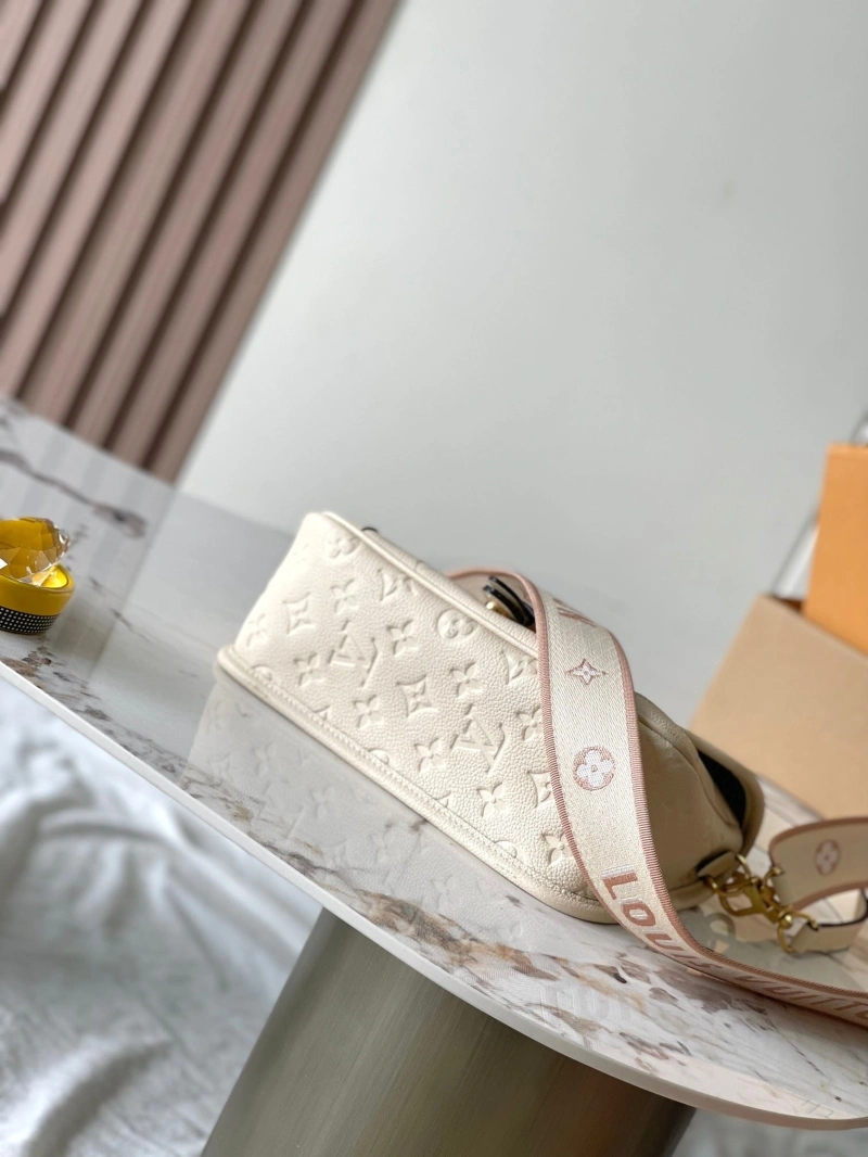 LV Satchel bags 4233H-1757