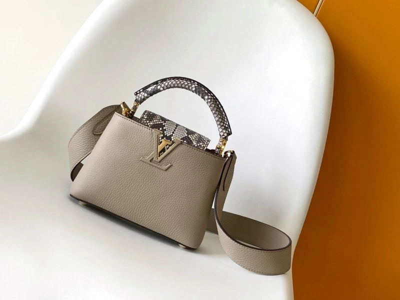 LV Capucines Bags 4233H-1791