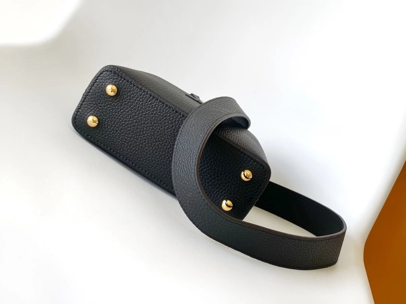 LV Capucines Bags 4233H-1792