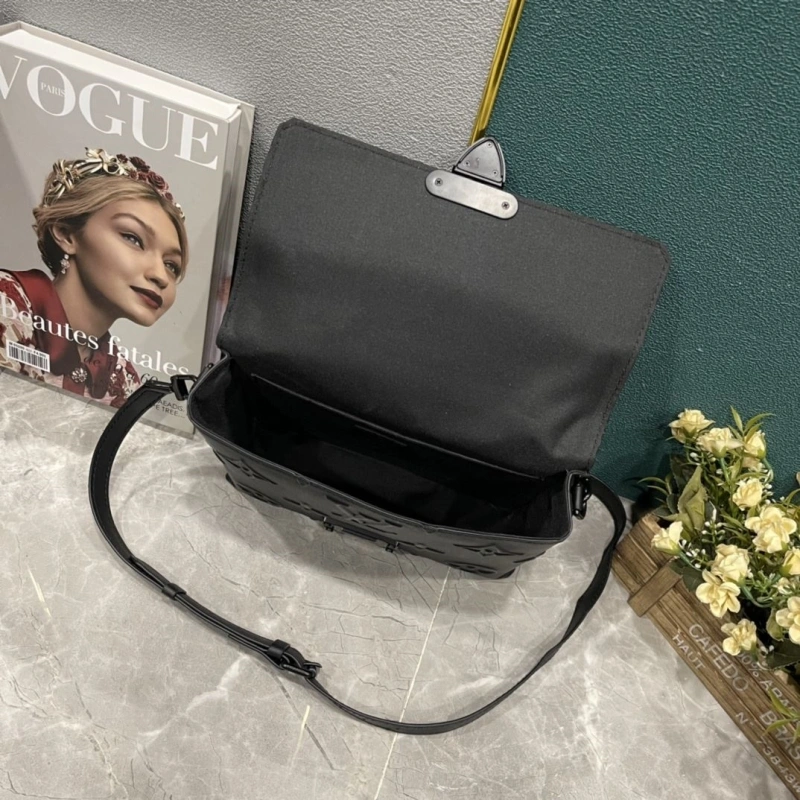 LV Satchel bags 4233H-1824