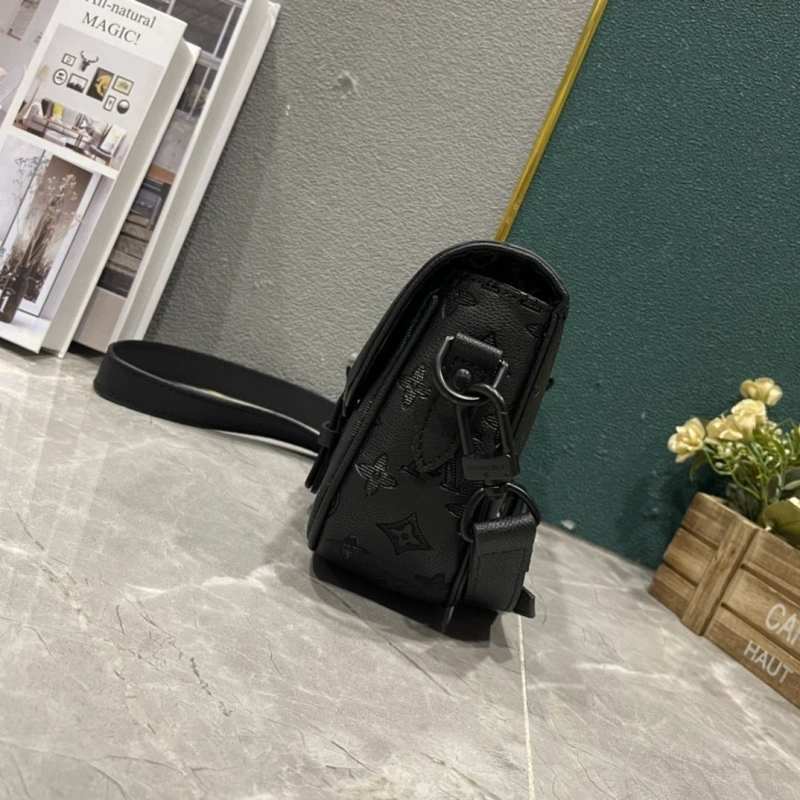 LV Satchel bags 4233H-2017