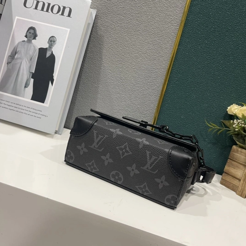 LV Satchel bags 4233H-2020