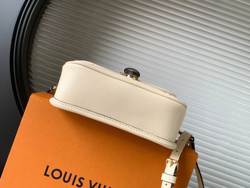 LV Satchel bags 4233H-2054