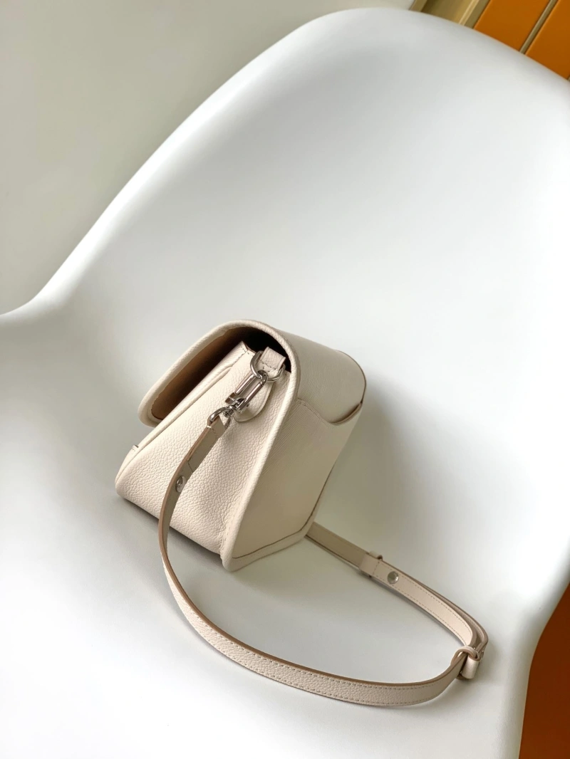 LV Satchel bags 4233H-2067