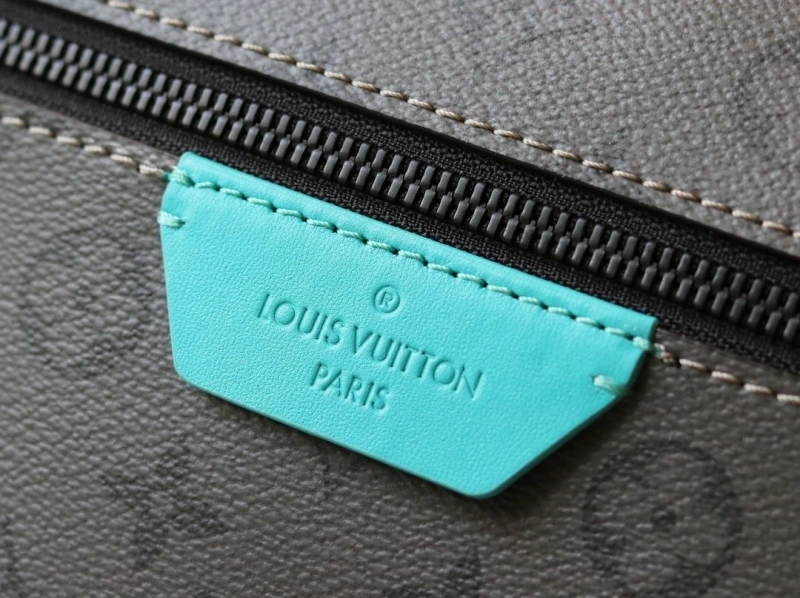 LV Backpacks 4233H-2089