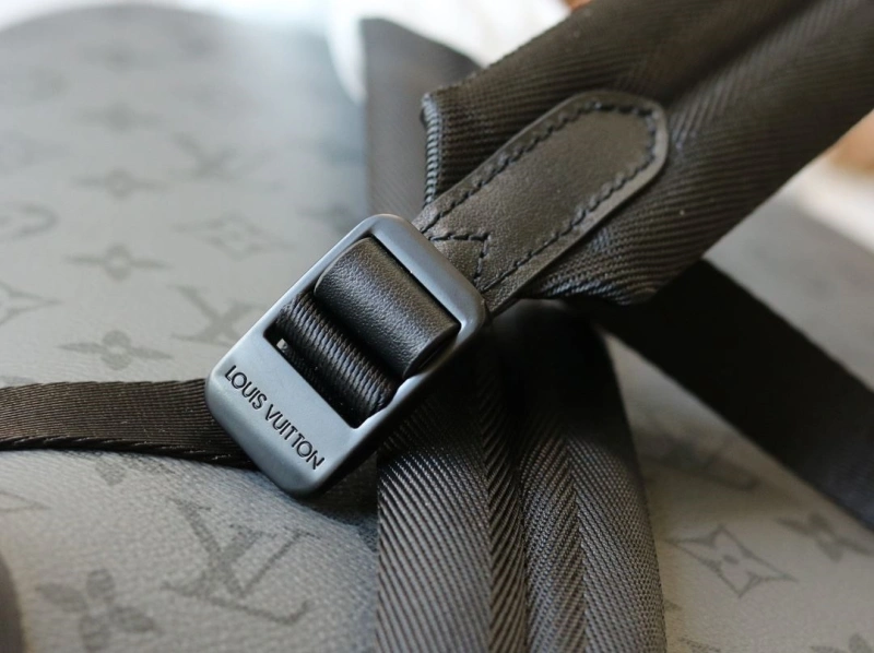 LV Backpacks 4233H-2089