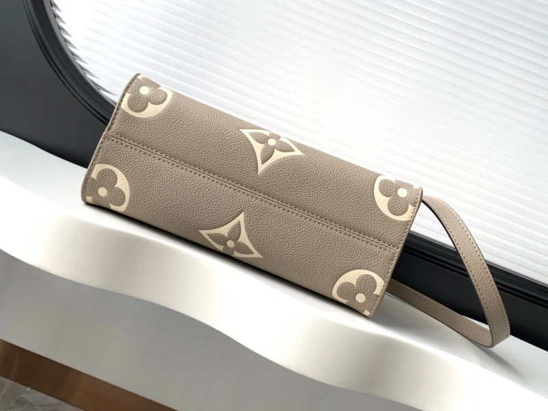 LV Shopping Bags 4233H-2096