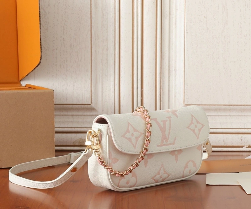 LV Satchel bags 4233H-2117