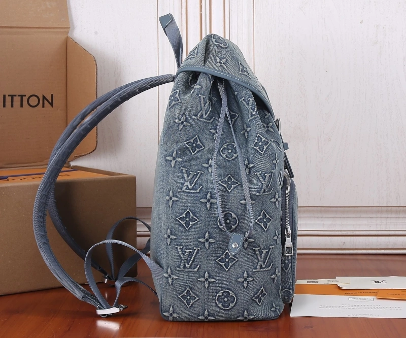 LV Backpacks 4233H-2146