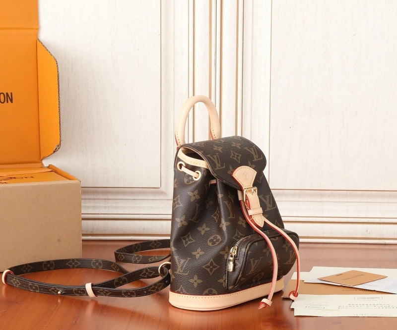LV Backpacks 4233H-2157