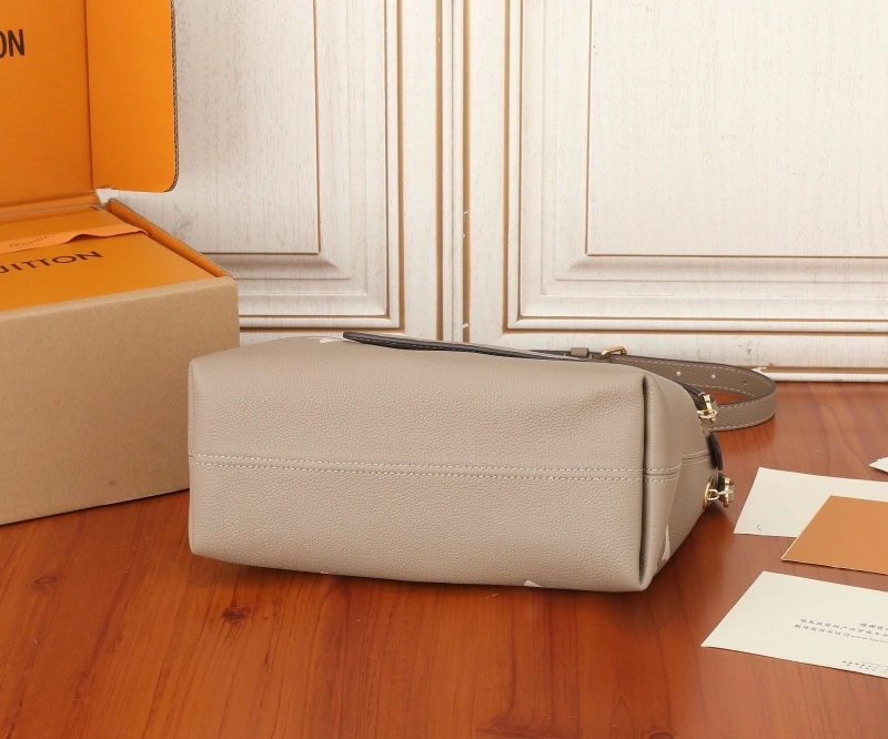 LV Top Handle Bags 4233H-2256