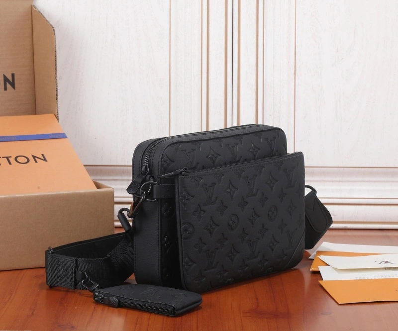 LV Satchel bags 4233H-2325