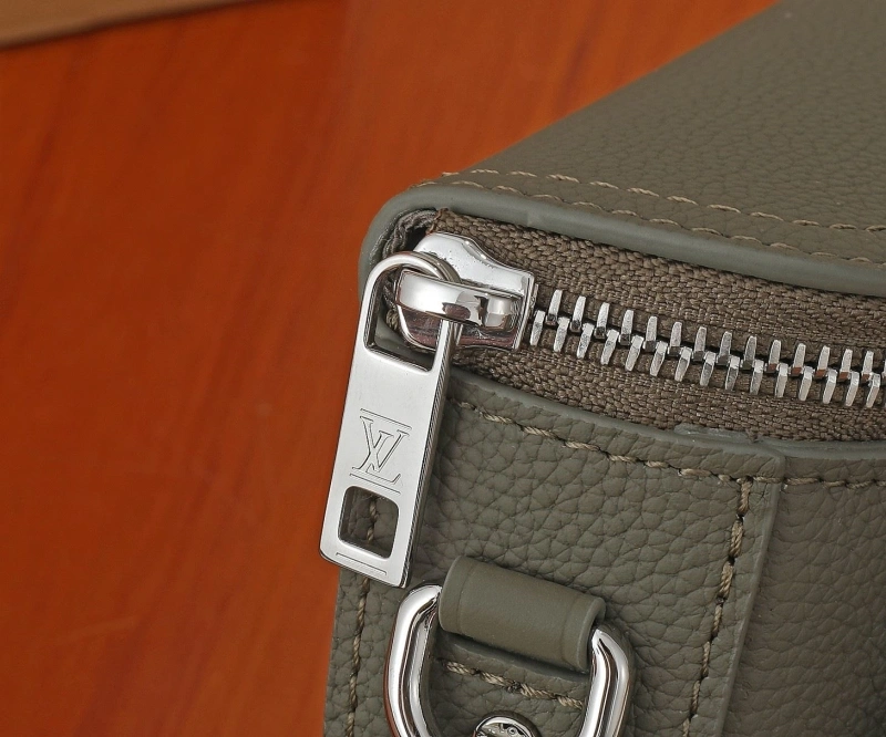 LV Satchel bags 4233H-2330