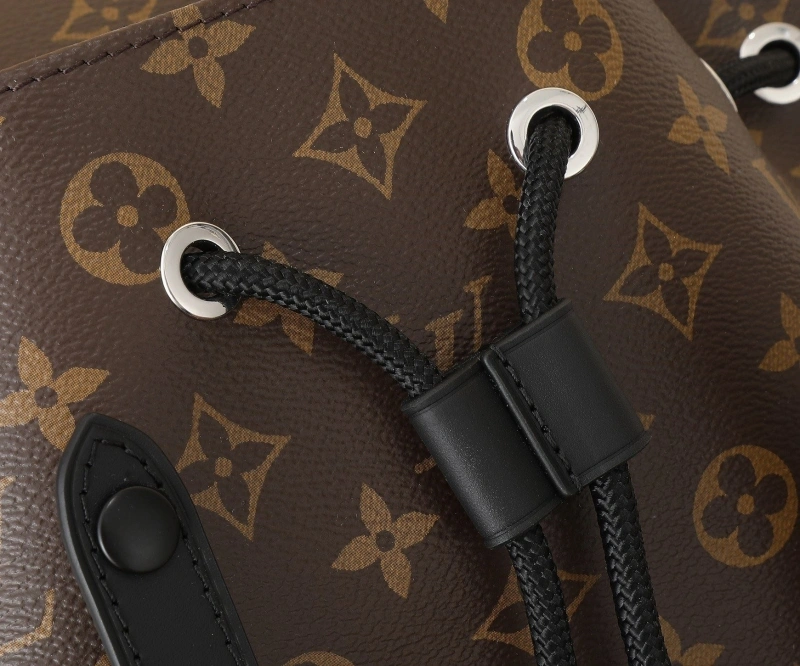 LV Backpacks 4233H-2339